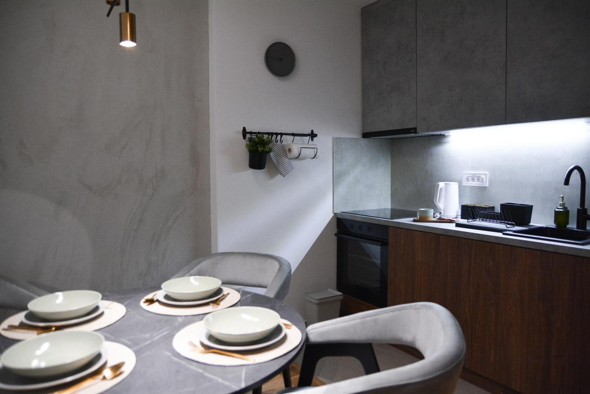 Crown Apartment 3 Суботица Екстериор снимка